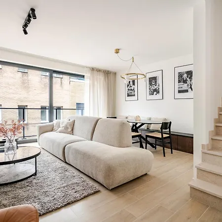 Casa Blanc - Coastal Triplex