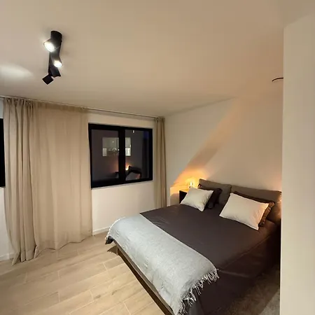 Casa Blanc - Coastal Triplex Blankenberge