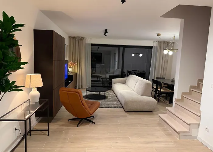 Casa Blanc - Coastal Triplex בלנקנברג