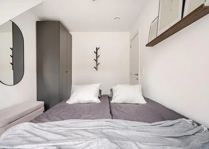 Casa Blanc - Coastal Triplex