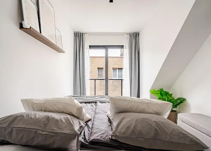 Casa Blanc - Coastal Triplex *